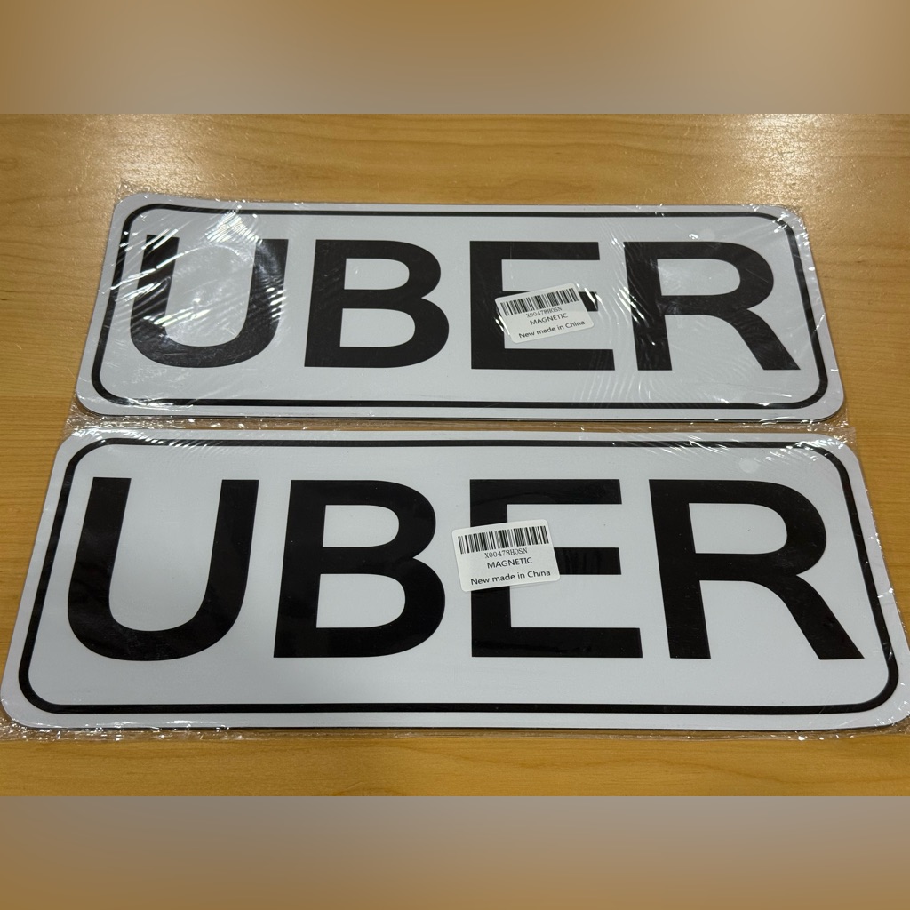Brand New Sealed  2 Pcs Door Magnetic Signs